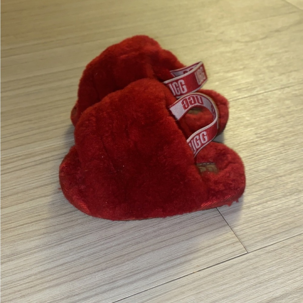 Girl Red Uggs Slipper